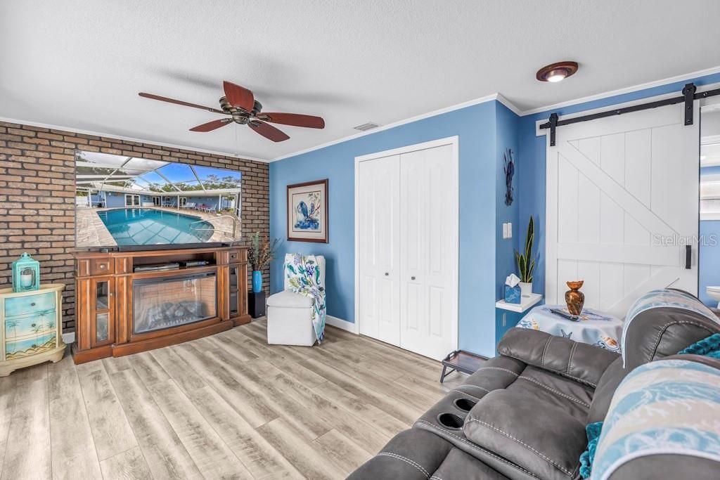 731 Oberlin Drive , Clearwater, FL 33765 Photo