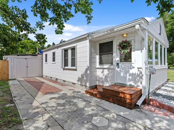 3152 13TH AVENUE N, ST PETERSBURG, FL 33713
