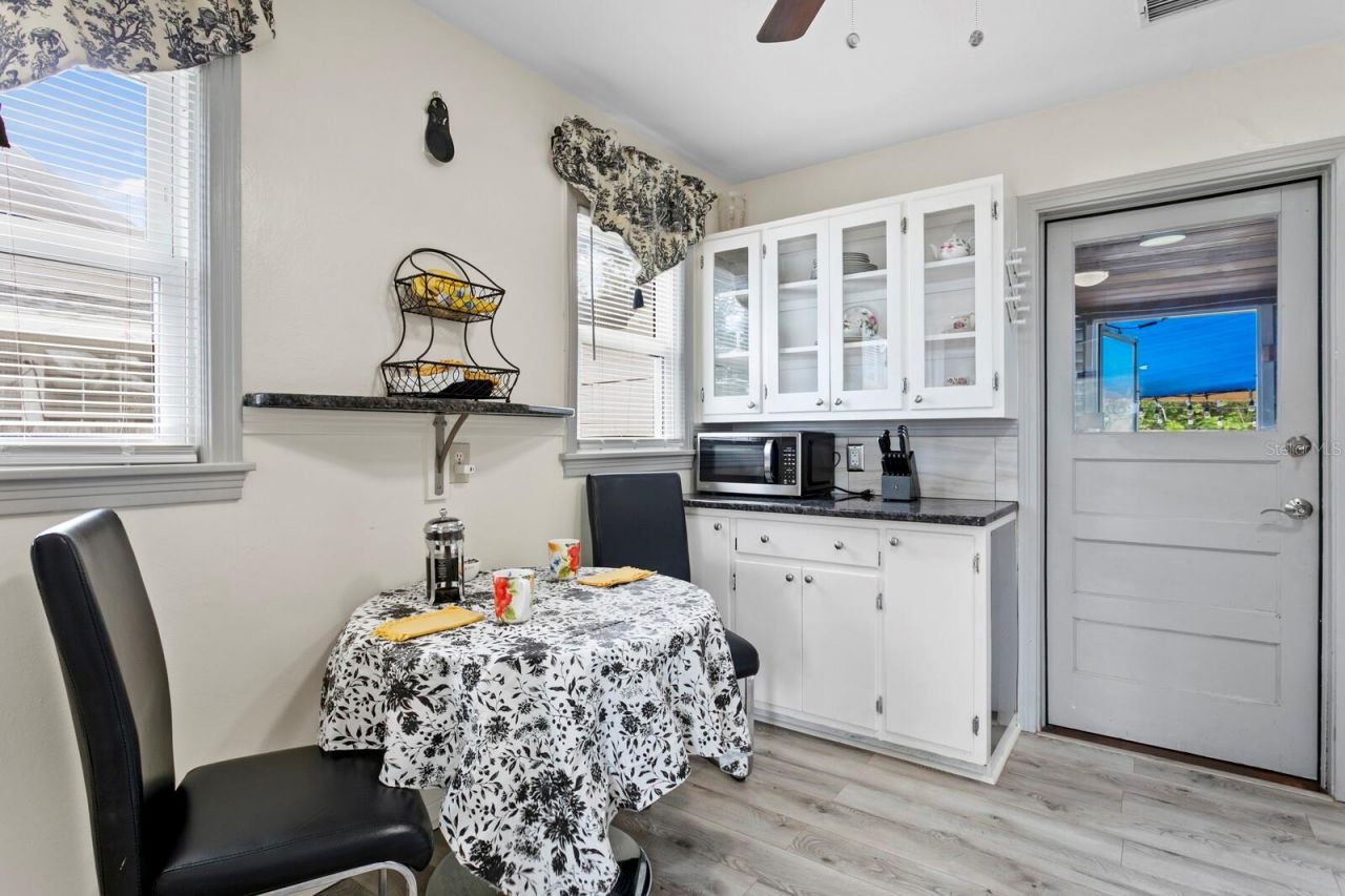3152 13th Avenue N, Saint Petersburg, FL 33713 Photo