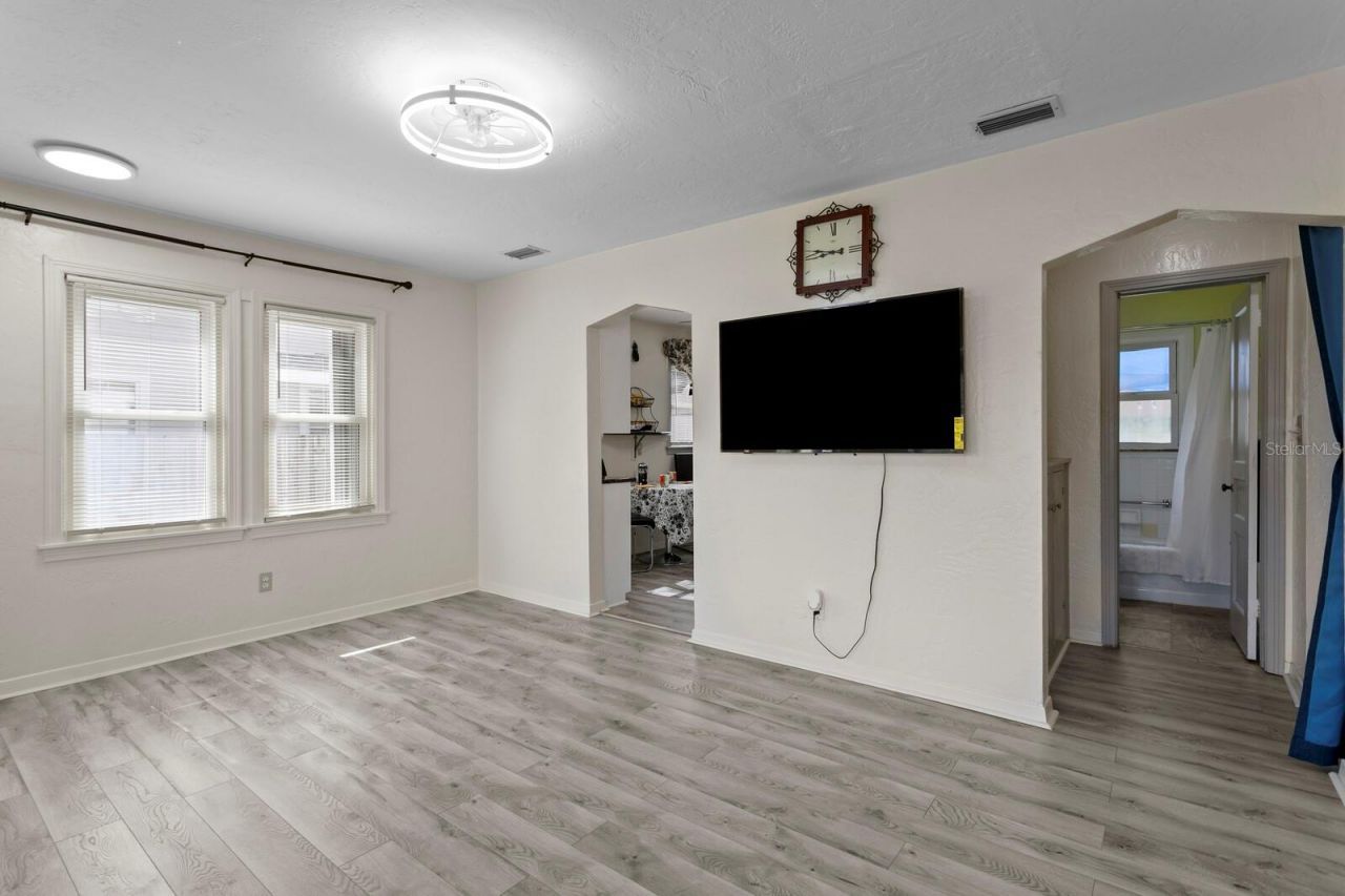 3152 13th Avenue N, Saint Petersburg, FL 33713 Photo