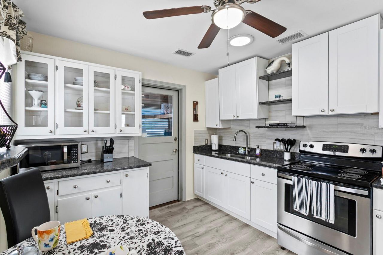 3152 13th Avenue N, Saint Petersburg, FL 33713 Photo
