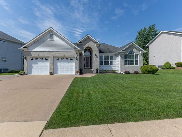 1508 E 5th Street, Coal Valley, IL 61240