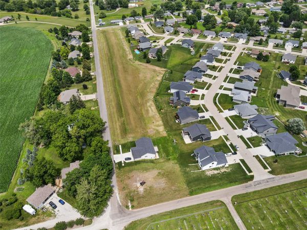 704 S Taylor Street, Monroe, IA 50170