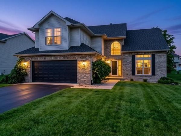 1017 Northwestern Avenue, DAVIS JUNCTION, IL 61020