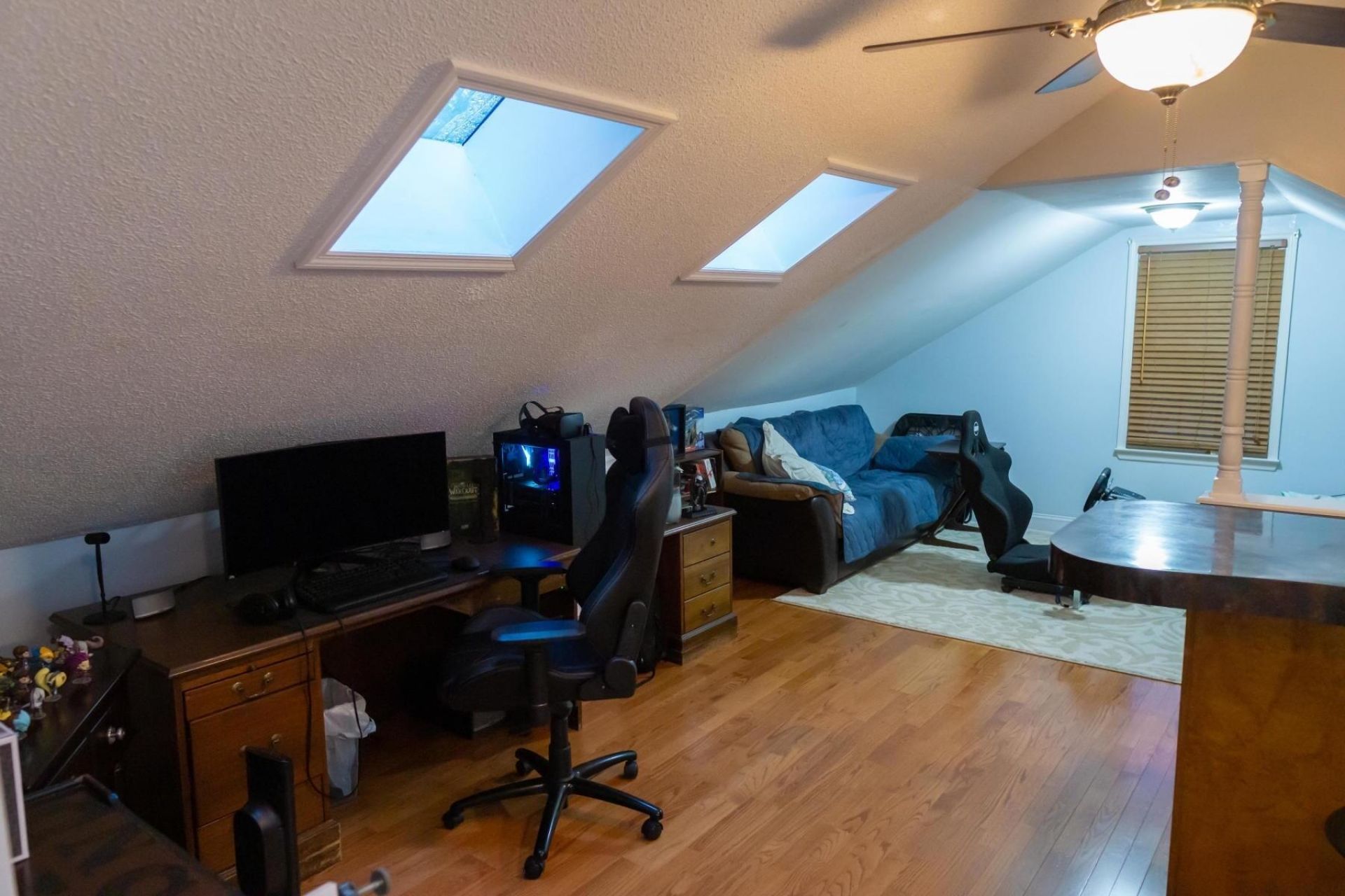 114 Queensbury Circle Photo 18