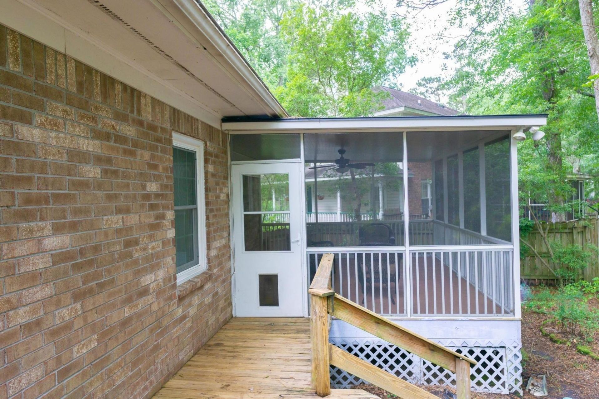 114 Queensbury Circle Photo 37
