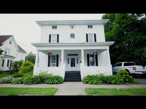 6 E Montgomery Street, Johnstown, NY 12095