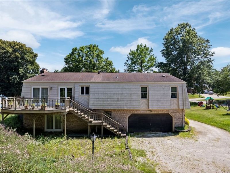1229 Scenicrest Street NW, Uniontown, OH 44685 Photo 21