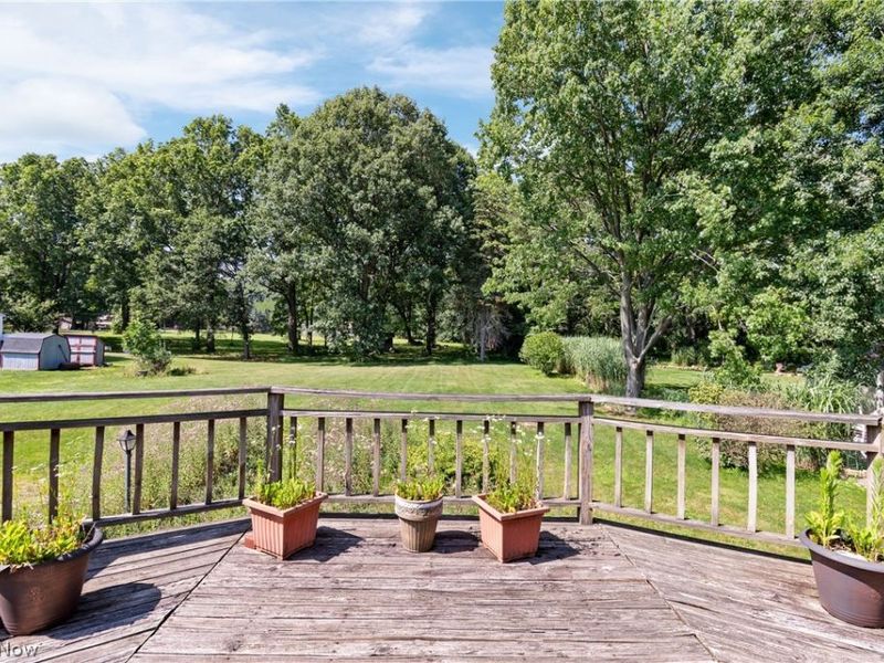1229 Scenicrest Street NW, Uniontown, OH 44685 Photo 5