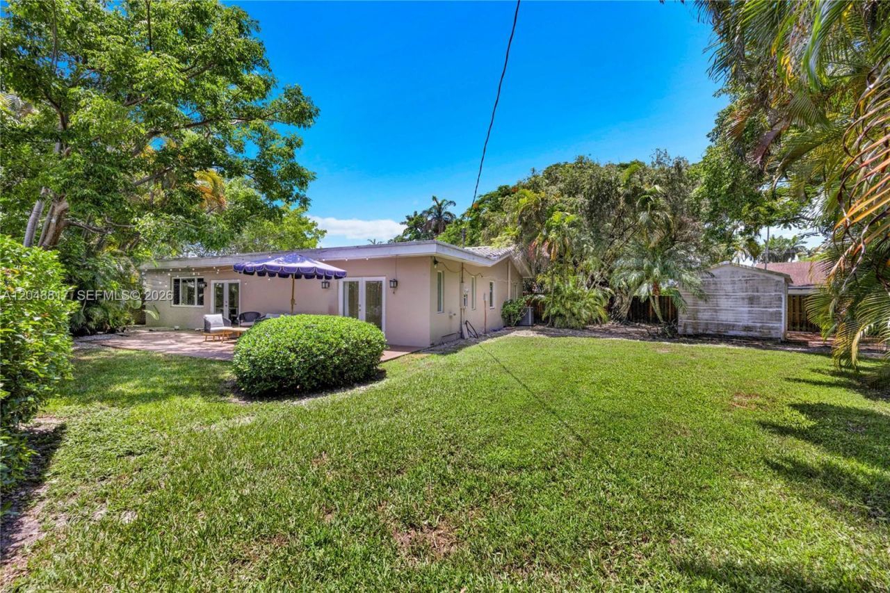 6325 SW 84th St , Miami, FL 33143 Photo