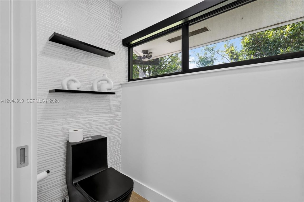 10506 SW 89 Place , Miami, FL 33176 Photo