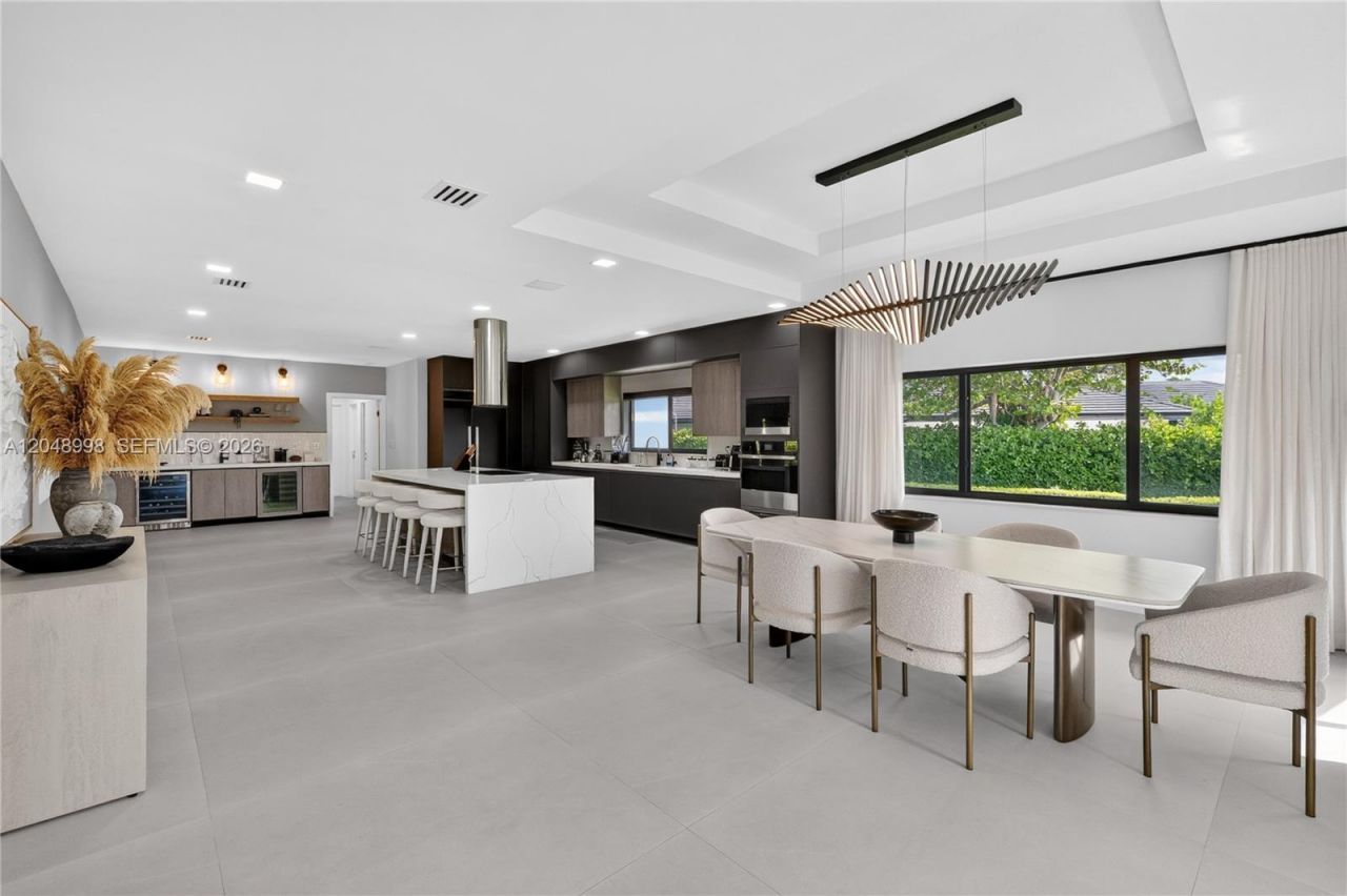 10506 SW 89 Place , Miami, FL 33176 Photo