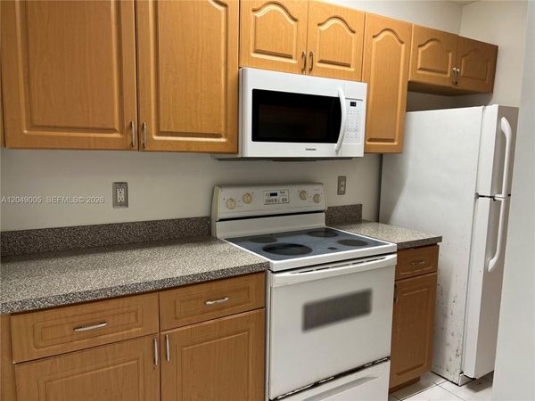 2982 NW 55th Ave , Unit 1B, Lauderhill, FL 33313