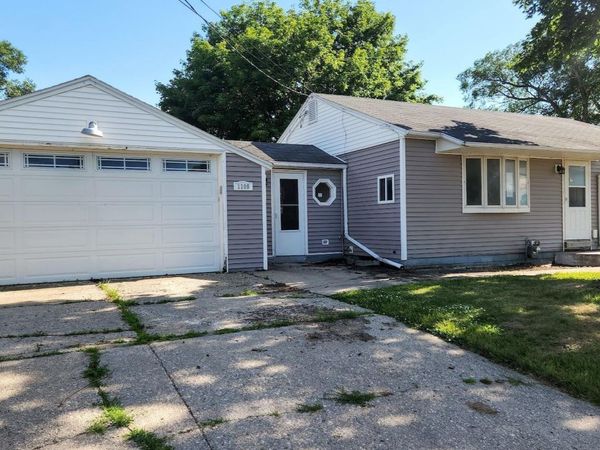 1109 12th Street NW, Mason City, IA 50401