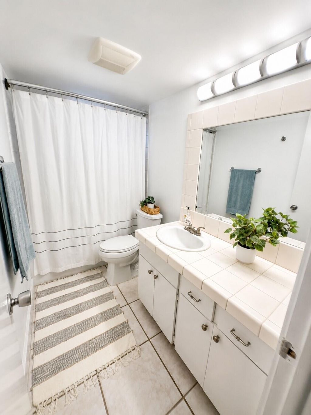 3111 NE 51st Street, Unit 301c, Fort Lauderdale, FL 33308 Photo