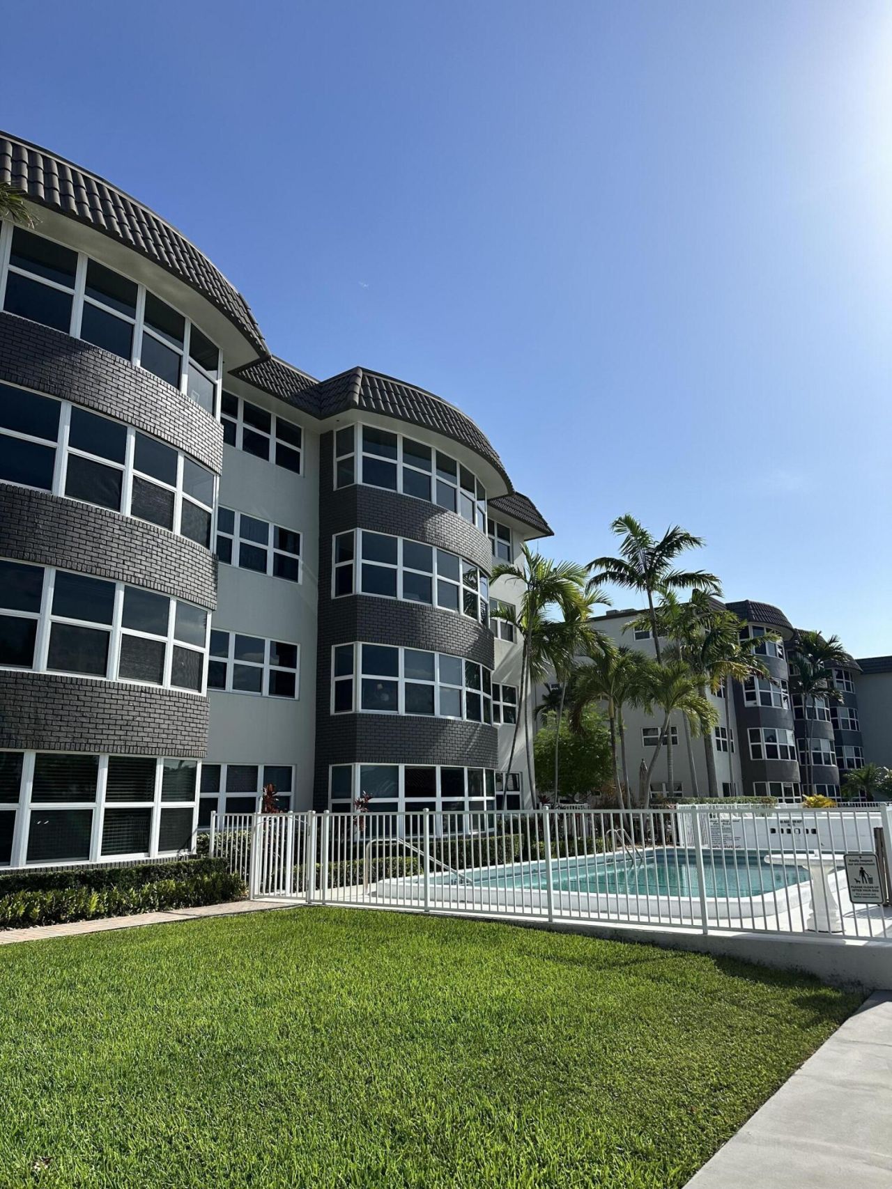 3111 NE 51st Street, Unit 301c, Fort Lauderdale, FL 33308 Photo