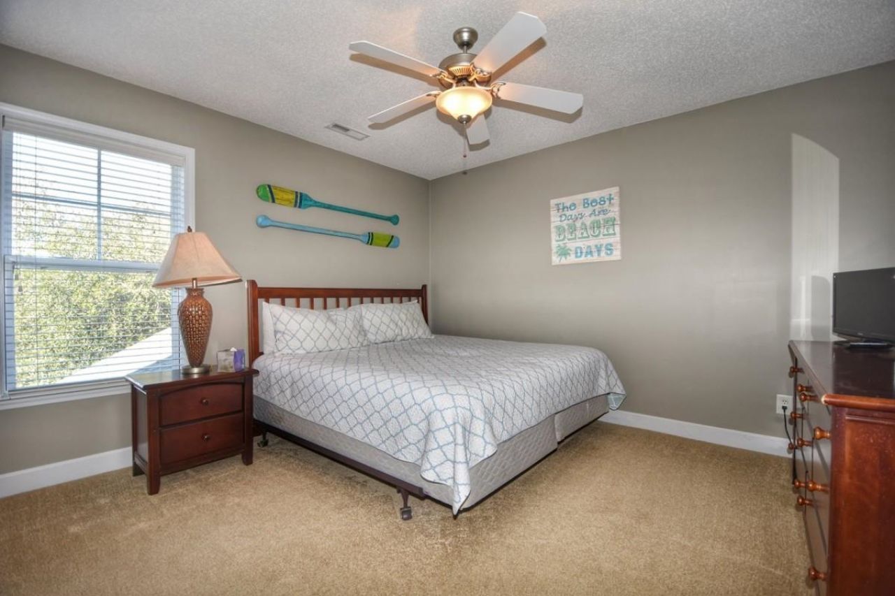 6203 Catalina Dr. Photo 11
