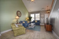 6203 Catalina Dr. photo 4