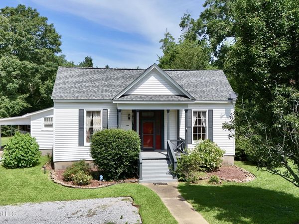 412 S Jackson Street, Crystal Springs, MS 39059