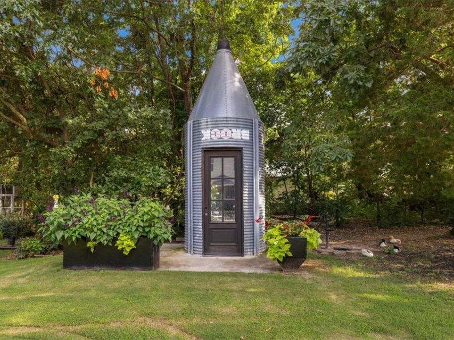 Property Image 6