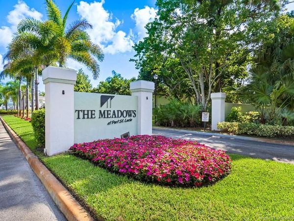 2127 SE Wild Meadow Circle, Port St Lucie, FL 34952
