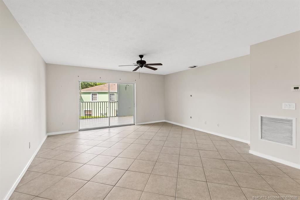 2127 SE Wild Meadow Circle, Port Saint Lucie, FL 34952 Photo