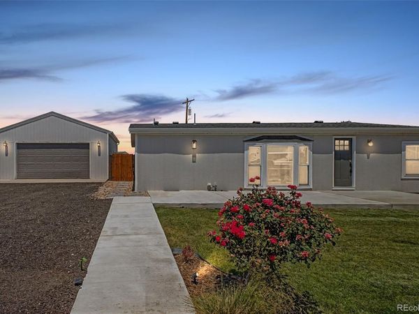 325 E Kipp Avenue, Keenesburg, CO 80643
