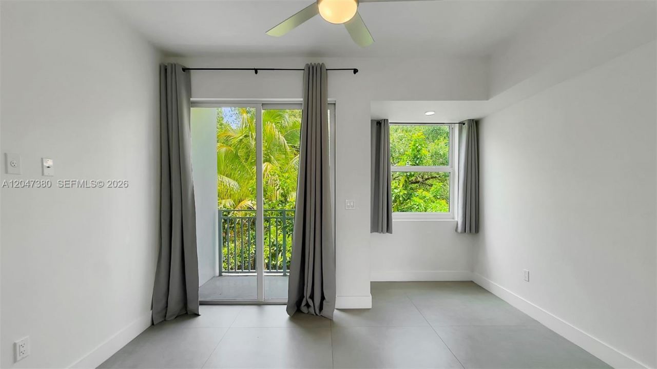 1536 NW 15th Ave , Unit 302, Miami, FL 33125 Photo
