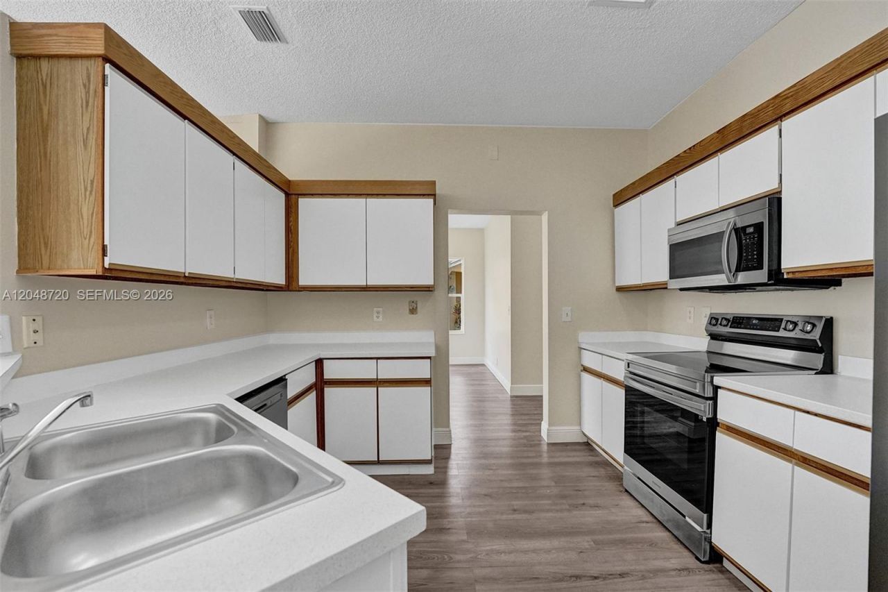 1224 Sussex St , Boynton Beach, FL 33436 Photo