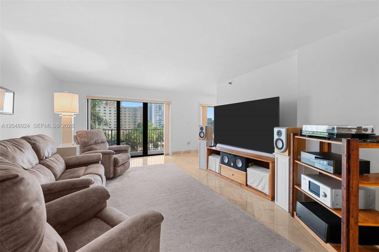 1201 S Ocean Dr , Unit 410S, Hollywood, FL 33019 Photo