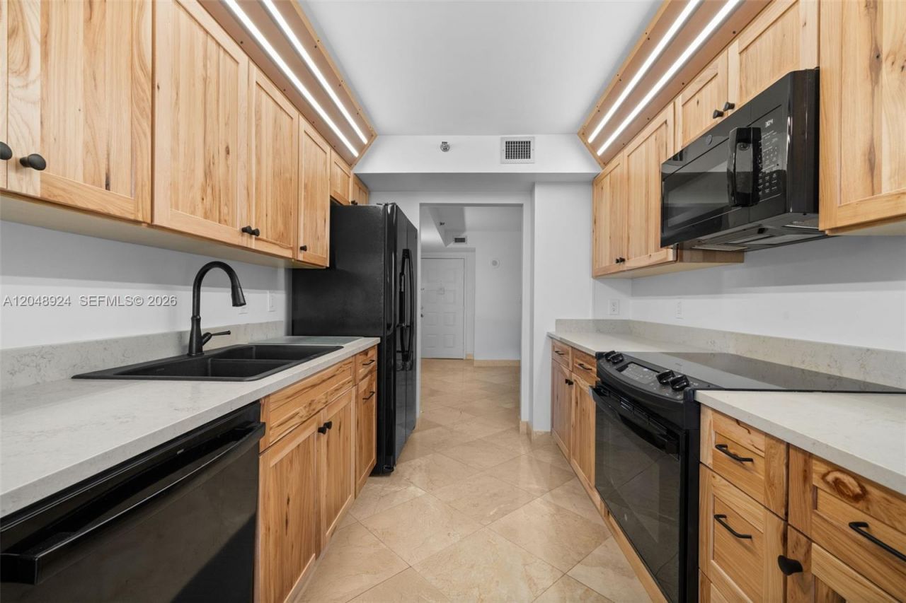 1201 S Ocean Dr , Unit 410S, Hollywood, FL 33019 Photo