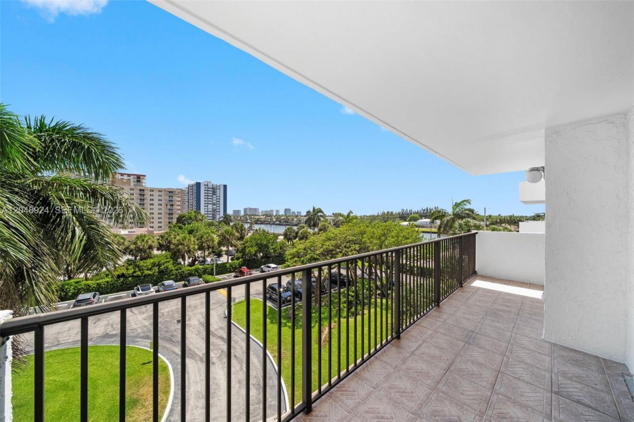 1201 S Ocean Dr , Unit 410S, Hollywood, FL 33019 Photo