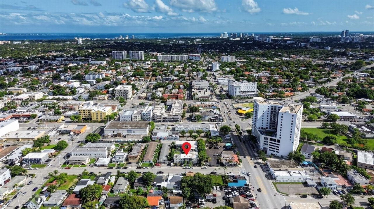 2170 NW Flagler Ter , Miami, FL 33125 Photo
