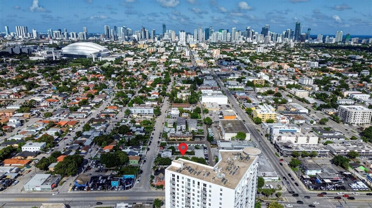 2170 NW Flagler Ter , Miami, FL 33125 Photo