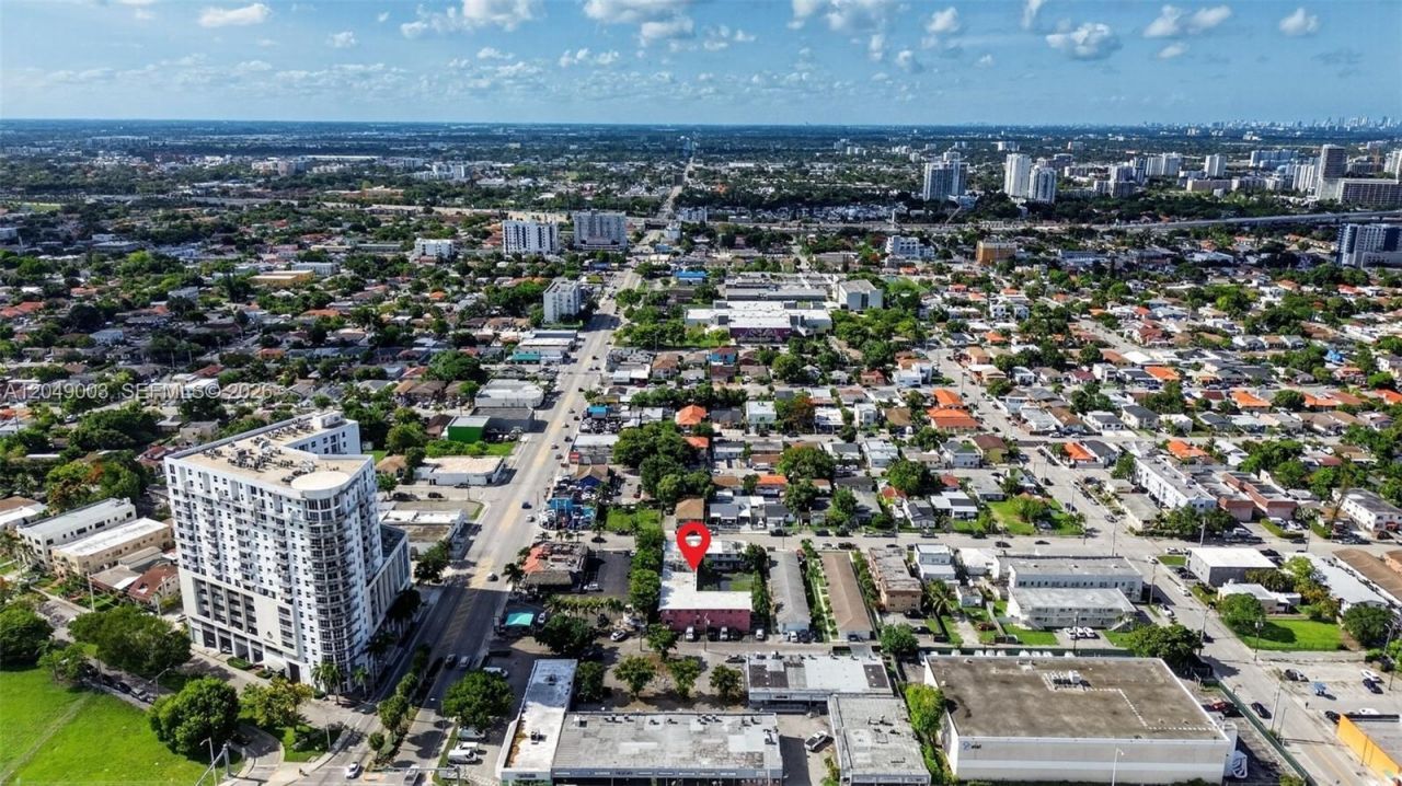 2170 NW Flagler Ter , Miami, FL 33125 Photo