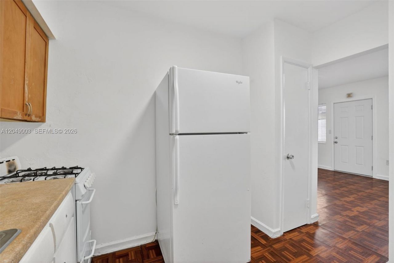 2170 NW Flagler Ter , Miami, FL 33125 Photo