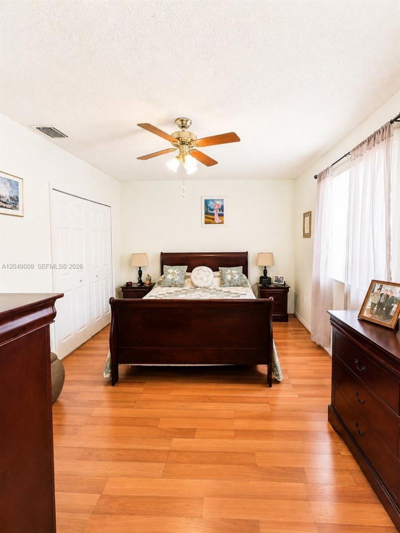 5800 W 18th Ln, Hialeah, FL 33012 Photo