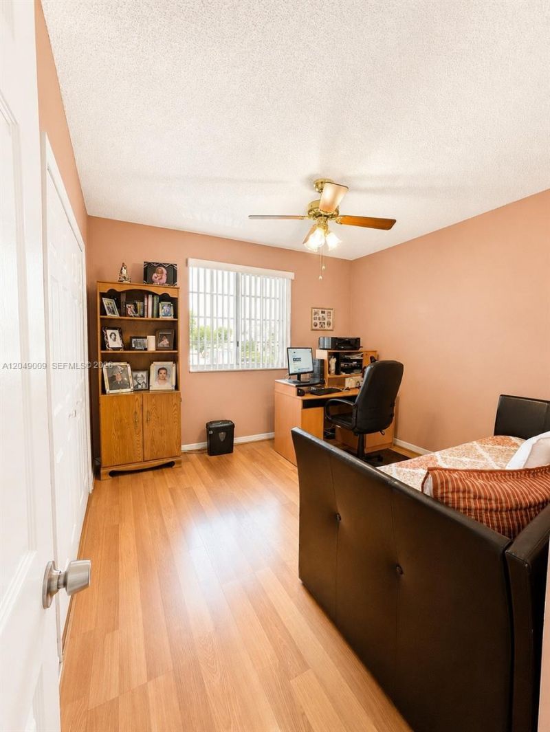 5800 W 18th Ln, Hialeah, FL 33012 Photo