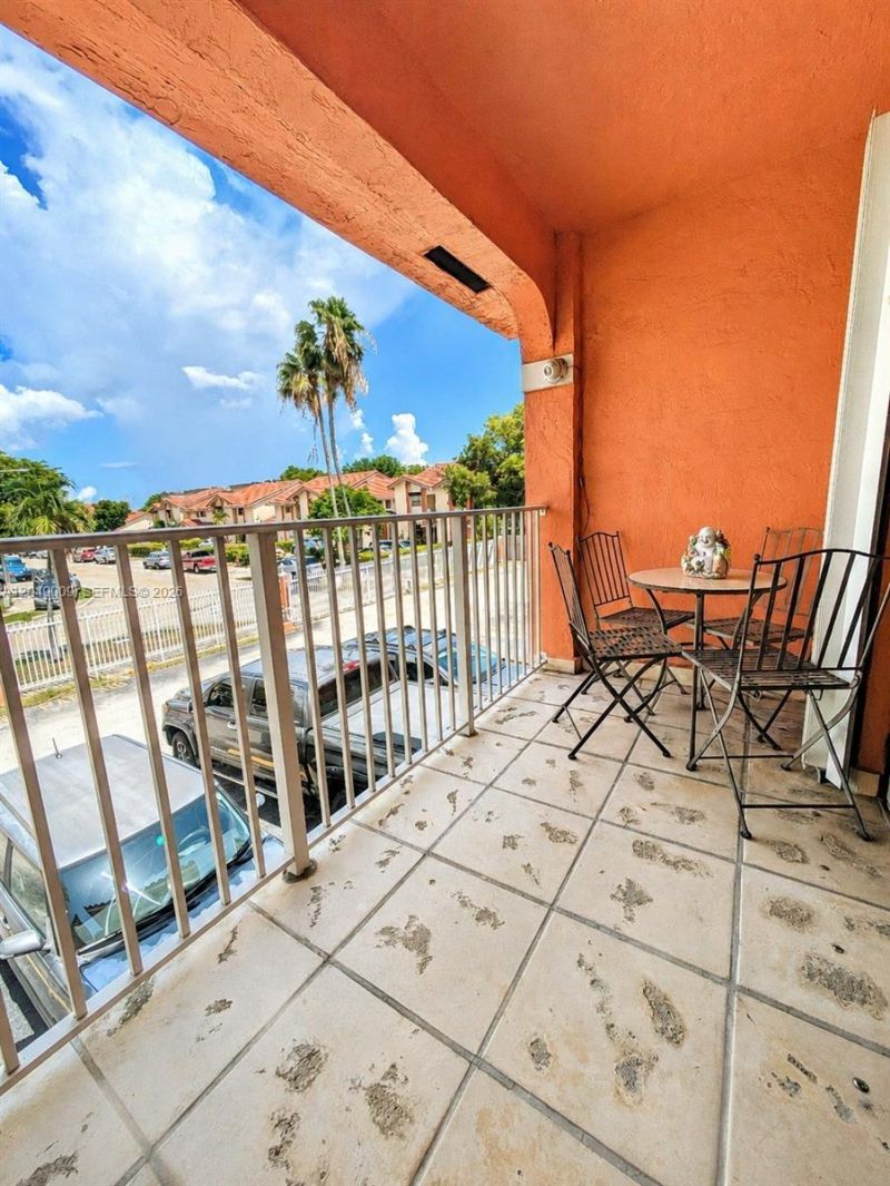 5800 W 18th Ln, Hialeah, FL 33012 Photo