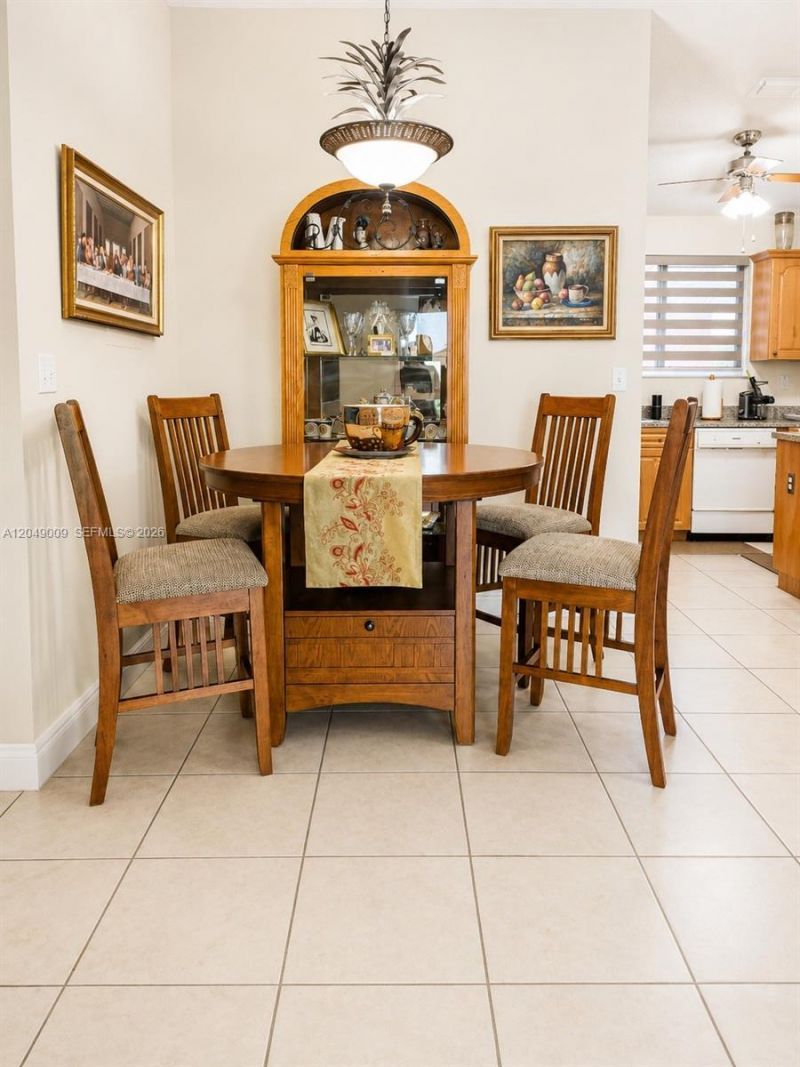 5800 W 18th Ln, Hialeah, FL 33012 Photo