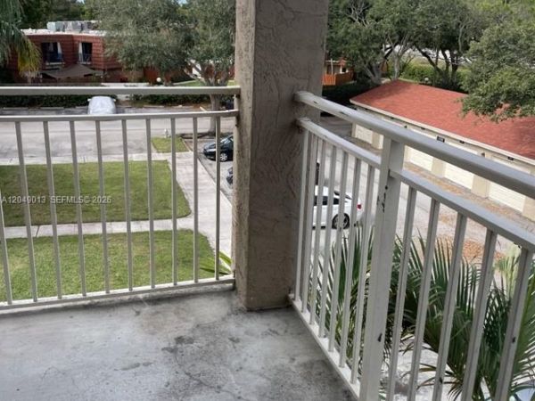 1780 Palm Cove Blvd , Unit 6-306, Delray Beach, FL 33445