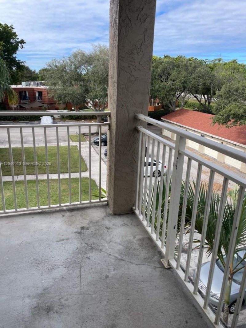 1780 Palm Cove Blvd, Unit 6-306, Delray Beach, FL 33445 Photo