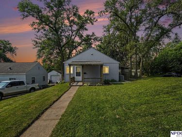 6795 Seward Street, Omaha, NE 68104