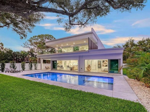 2050 EUCLID TERRACE, SARASOTA, FL 34239