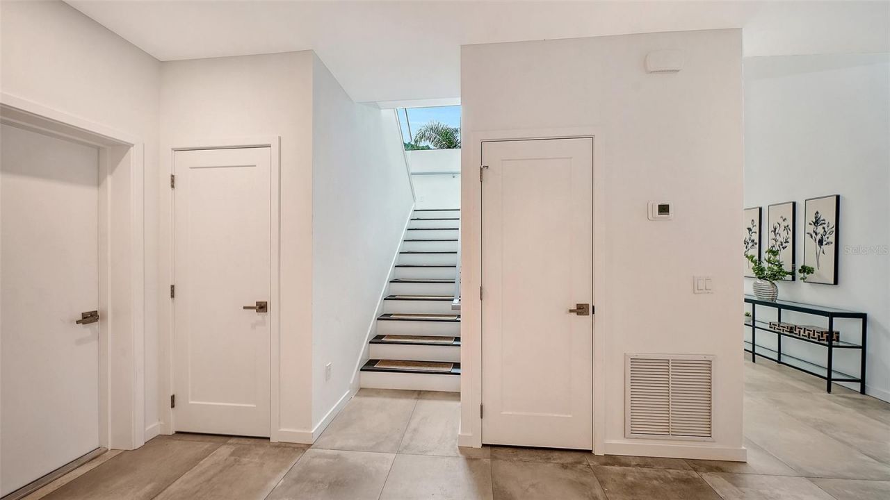 2050 Euclid Terrace, Sarasota, FL 34239 Photo