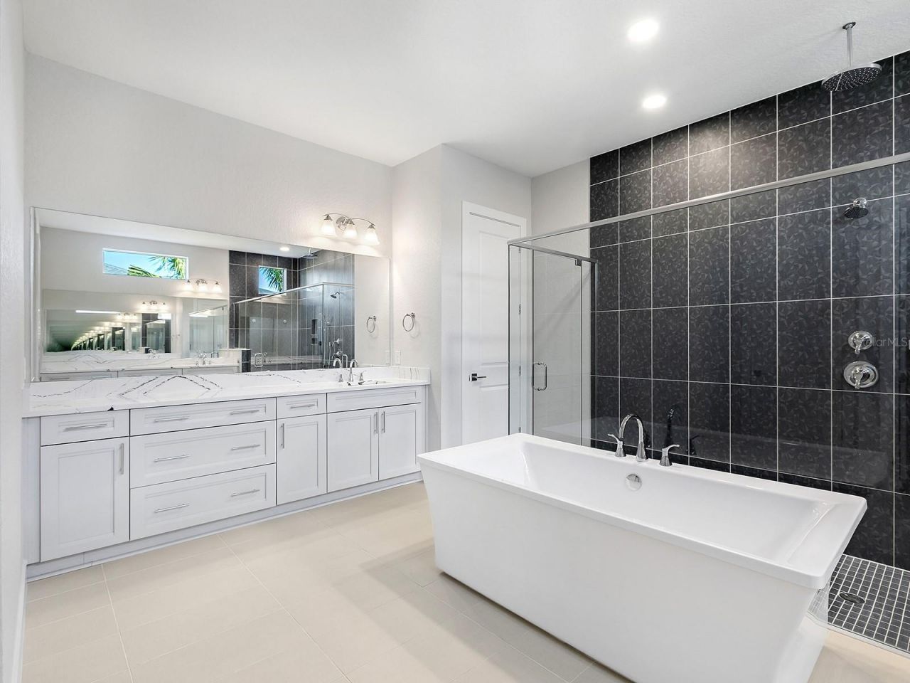 17974 Palmiste Drive, Lakewood Ranch, FL 34202 Photo
