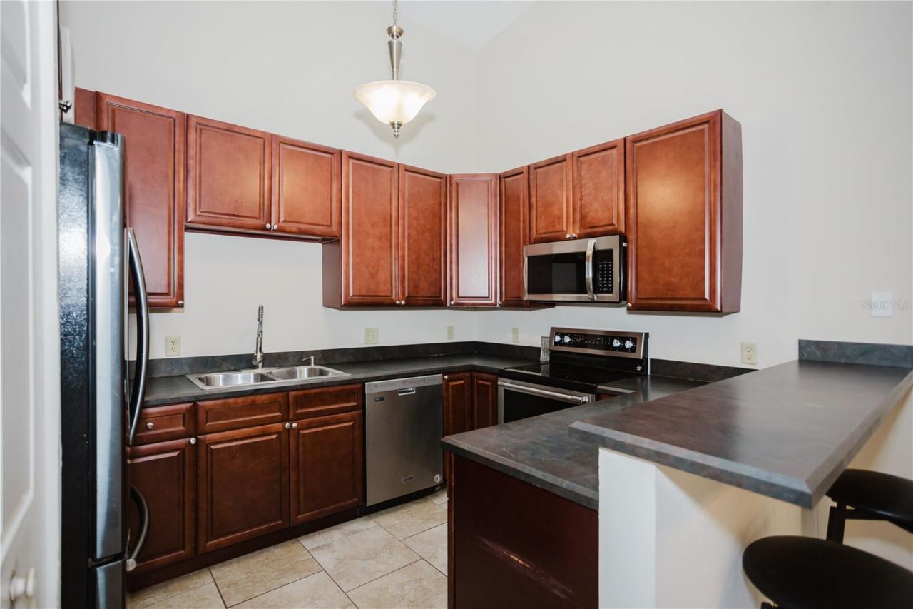3915 NW 7th Place , Gainesville, FL 32607 Photo