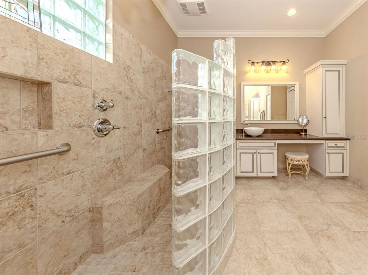 513 Cheval Drive , Venice, FL 34292 Photo