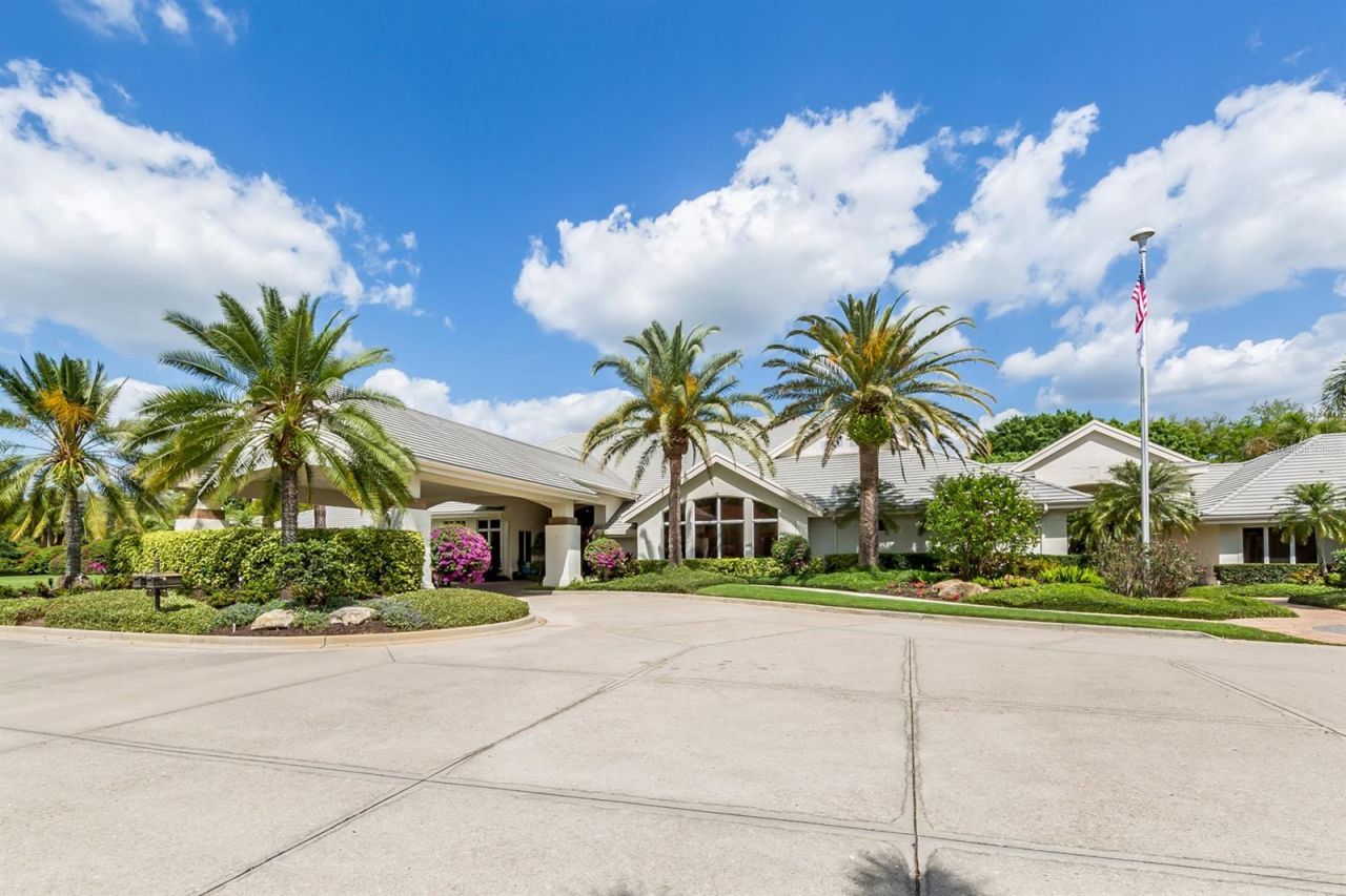 513 Cheval Drive , Venice, FL 34292 Photo
