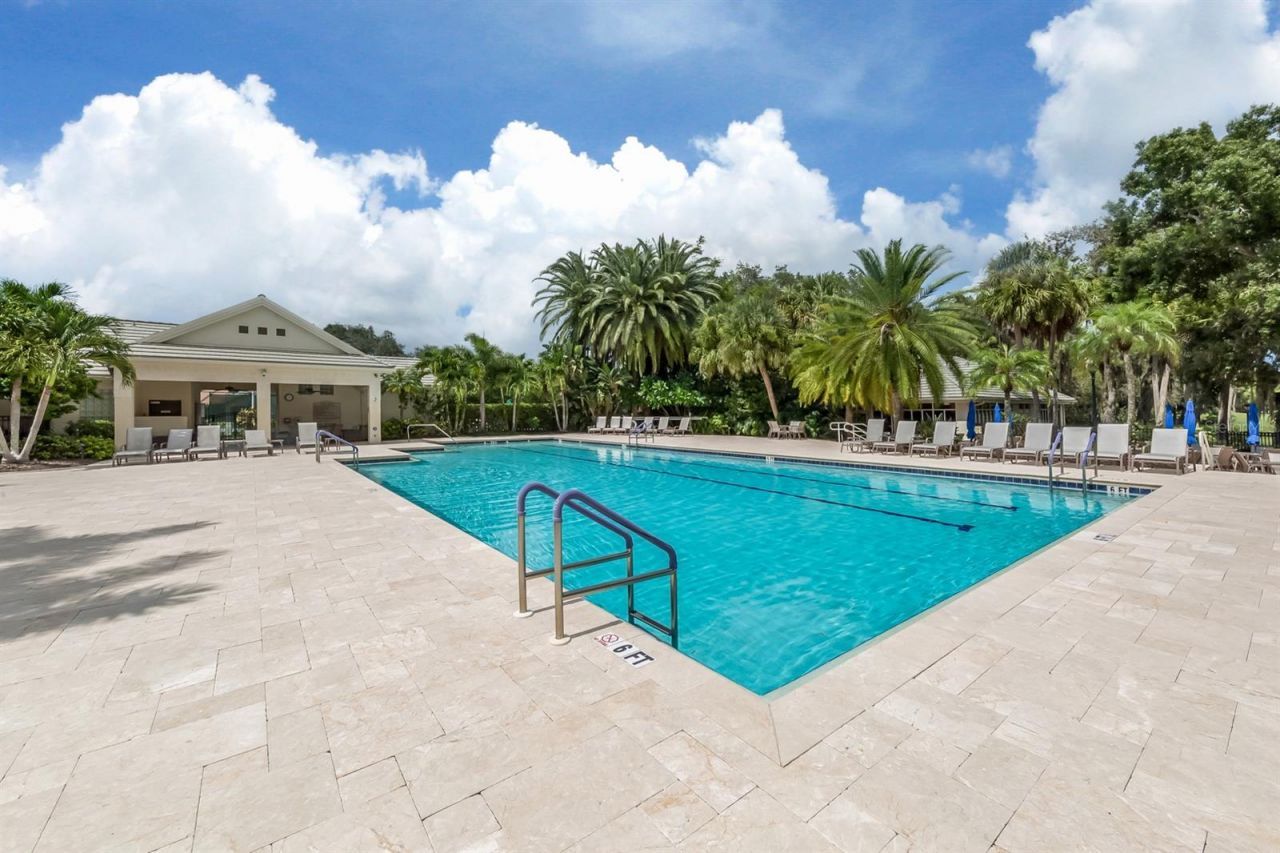 513 Cheval Drive , Venice, FL 34292 Photo